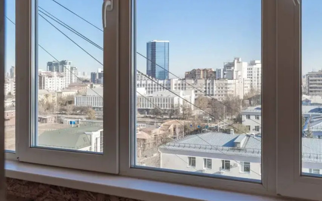 Квартира Студия Карла Маркса 47