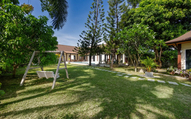 Emilia 3BR Private Pool Naiharn Villa