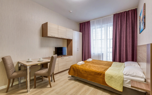 Studiya s balkonom 51124 Apartments