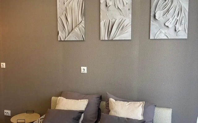 Квартира просторная студия в районе деловой активности в центре