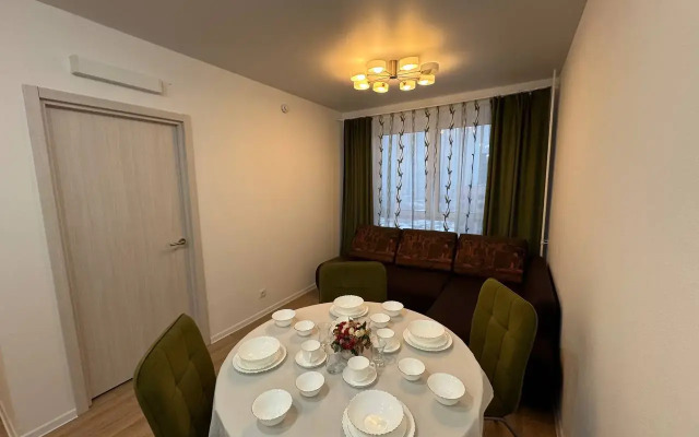 Квартира Уютная с отдельной спальней