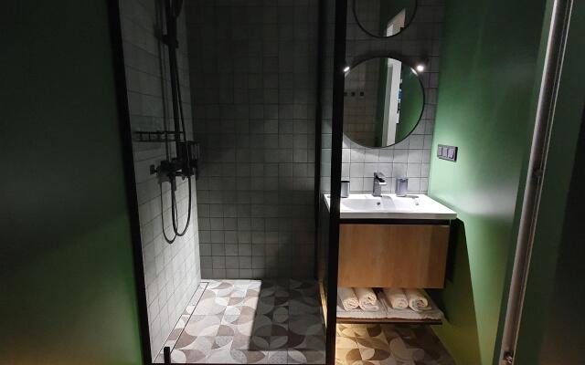 Na Komsomolskom prospekte 52 Flat
