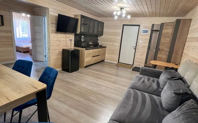 Шале Хвоя трехкомнатное с видом на реку