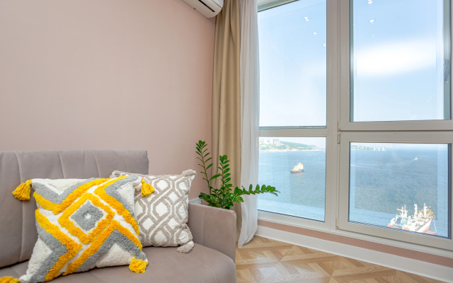 Апартаменты с витражом