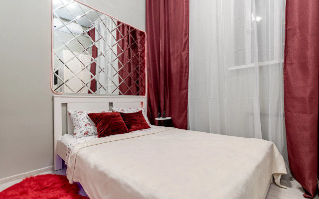 Апартаменты Жуковского 1/2/10с2 (209)