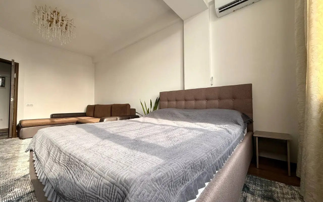 Uyutny Apartament v Bishkeke na Umetalieva 113 Flat