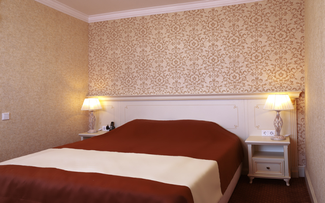 Salyut Hotel
