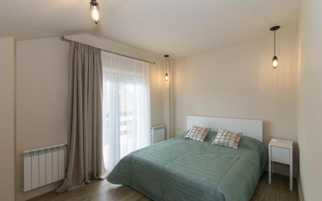 Les Amis Apartments 9