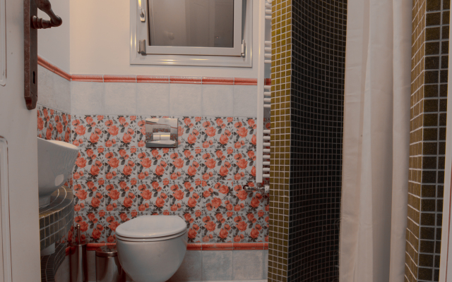 Toroni Luxury Villas - White Villa
