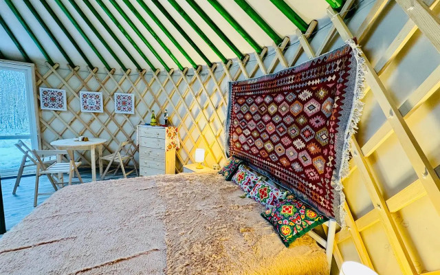 Tatarskaya Yurta Altyn Saray Glamping