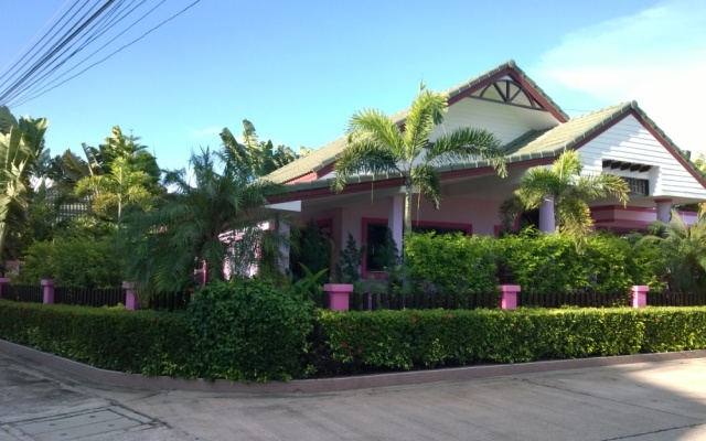 Baan Dusit Pattaya Villa