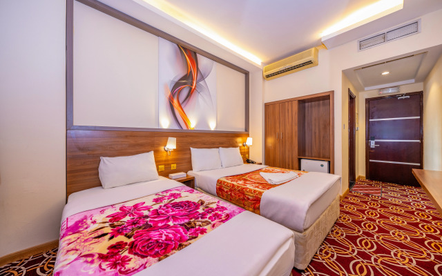 Tanha Hotel