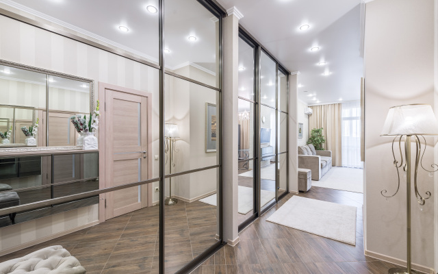 Апартаменты Admiral nearby Hilton 1