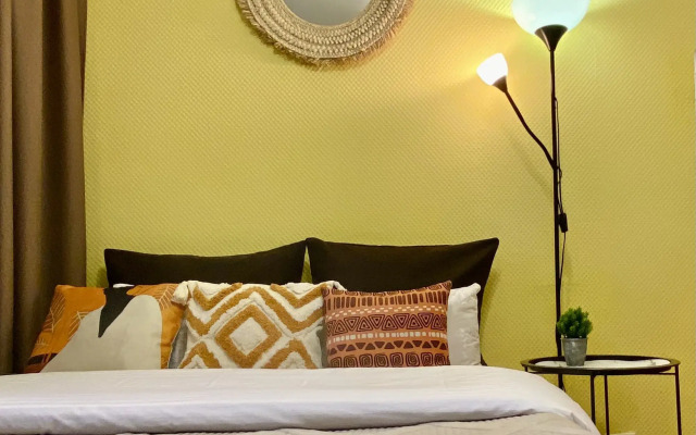 Studiya Afrika Apartments Na Shkolnoy