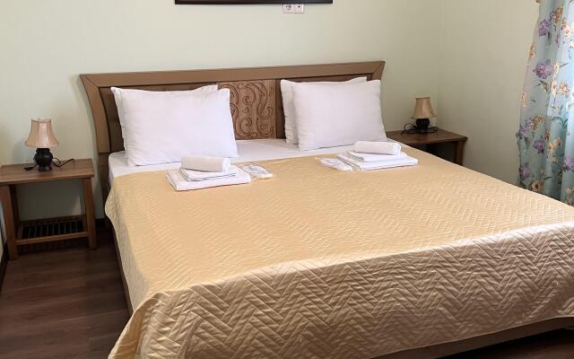 Delfin Hotel	