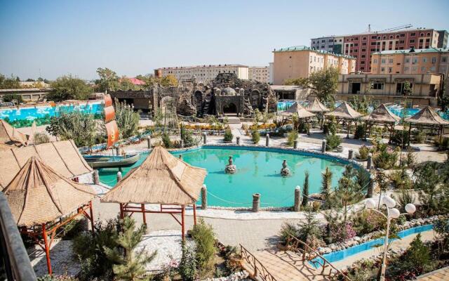 Buyuk Humo Hotel