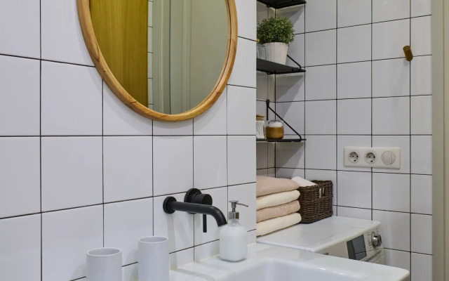 Atmosfernaya Kvartira V 5 Minutakh Ot Moskovskogo Zooparka Flat