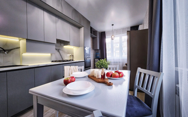 Uyutnaya na Ulitse Sergeya Borzenko Flat