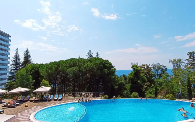 U Morya S Basseynom Apartments