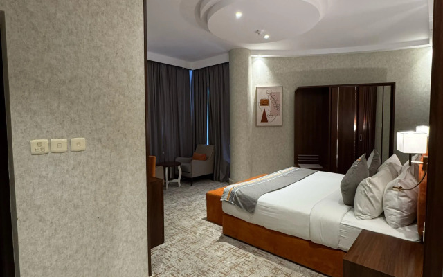 Al-Ufq Suites Hotel