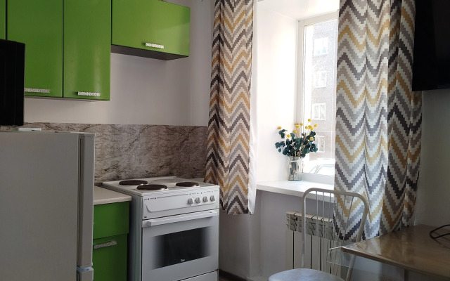 Chetyrekhmestnaya v tsentre Flat
