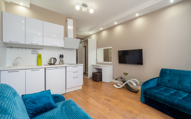 U Morya S Basseinom V ZhK Solnechniy apt 14 Apartments