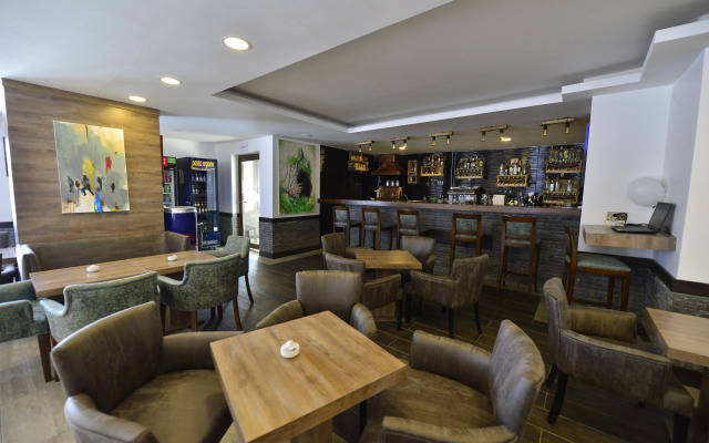 Отель Sarıkamis Habitat