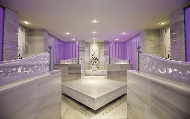 Cornelia Diamond Golf Resort & SPA