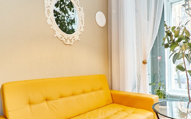 U Semi Mostov Hotel