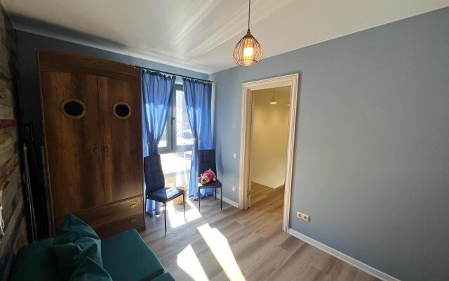 Apartamenty 3kh Komnatnye Dizaynerskie Apartamenty S Basseynom Apartments