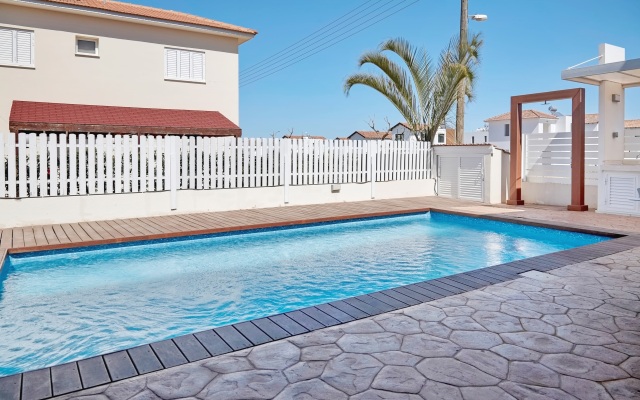 Velomar Luxury Home | 3 Bedrooms Villa
