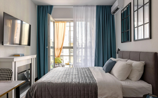 Апартаменты зеркальные в доме с бассейном в Сестрорецке