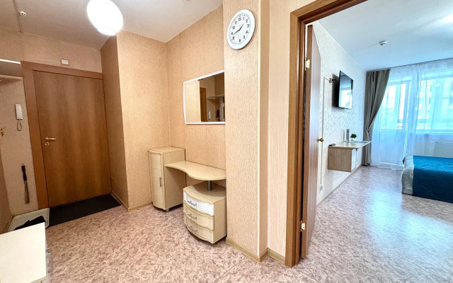 Апартаменты BestHome Двухкомнатная квартира Golden Sunshine на Волге