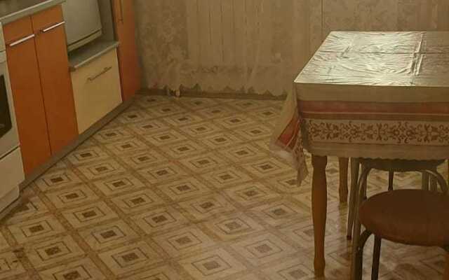Na Kommunisticheskoy 63 Flat