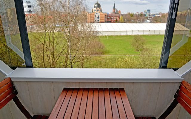 Kant Za Oknom Flat