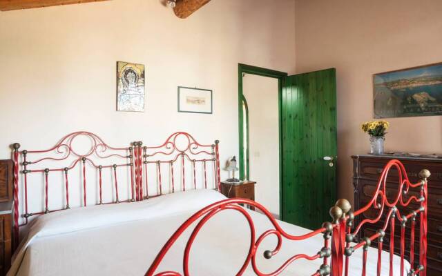 Отель B&B La Casa del Ficus