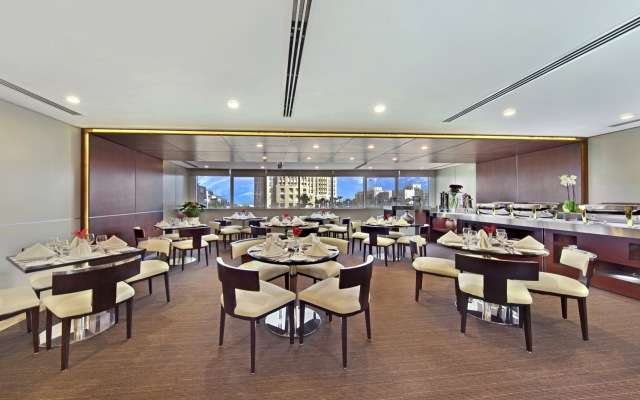 The Curve Hotel