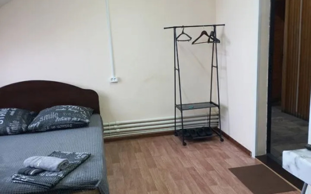 Студия на Горького 48 (48)