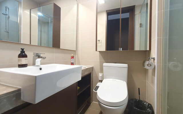 Apartamenty 19et. 2h komn.kv s sikarnym vidom na Mecet' Hazret Sultan
