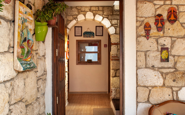 Flores Alacati Hotel