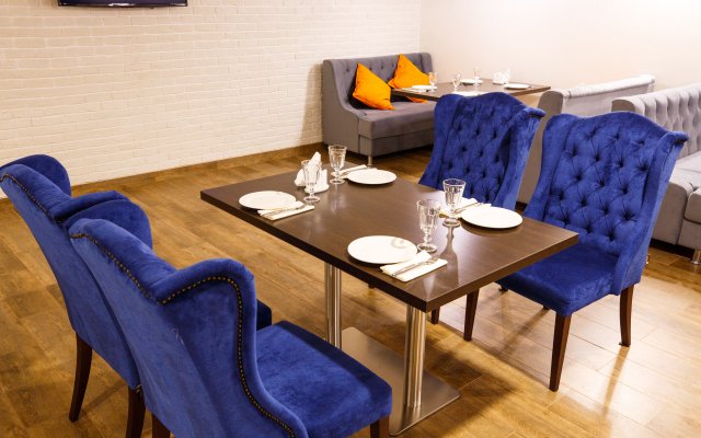 Отель Мелитон