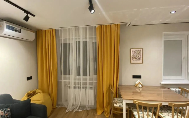 Квартира на Улице Тхапсаева 16