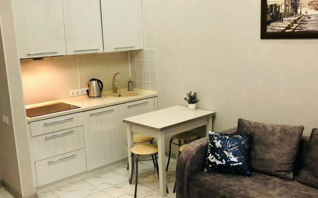 Uyutnaya Na Prosveschenii 118/1 Flat