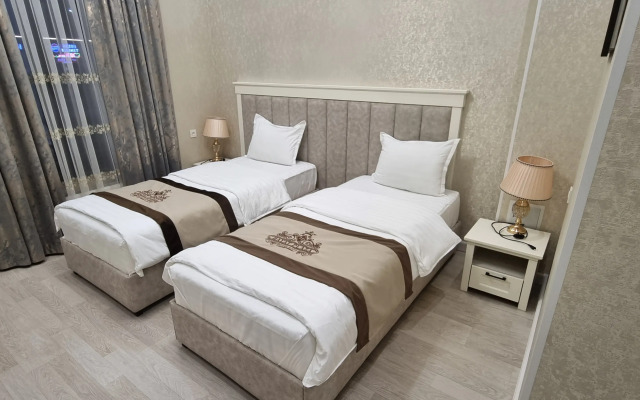 Hayat Plaza Hotel & Spa