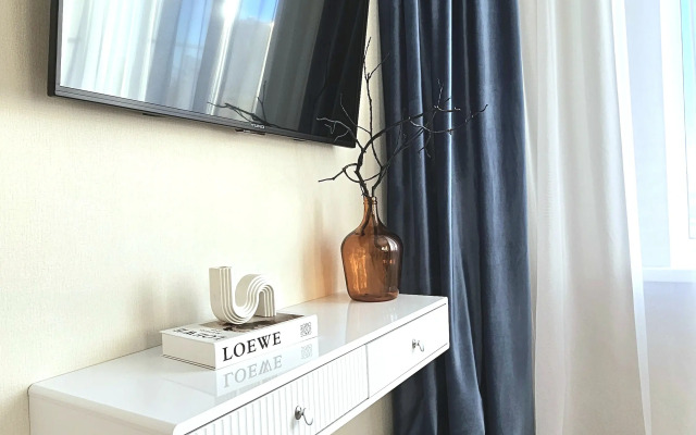 Svetlaya Uyutnaya S Sovremennym Remontom Flat