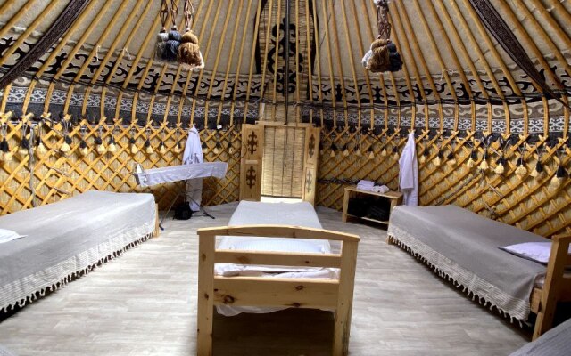 Кемпинг Yurt camp Kolsuu At Bashy