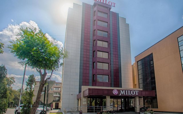 Hotel Milot