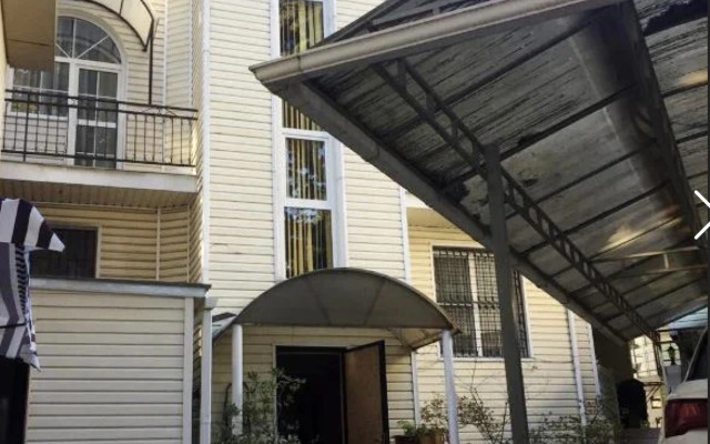 Daniella Guest house