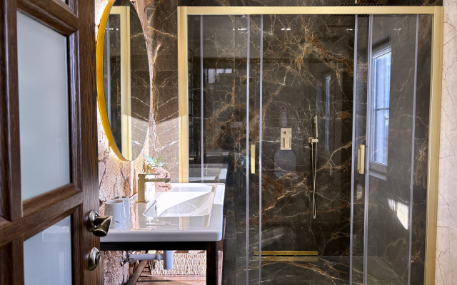 Шале Tech с Подогреваемым Бассейном