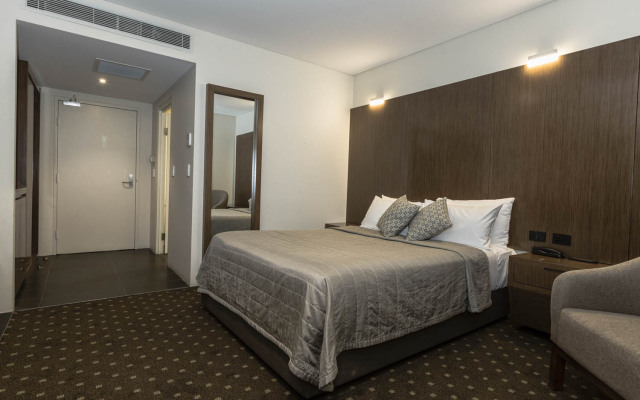 Bankstown Hotel